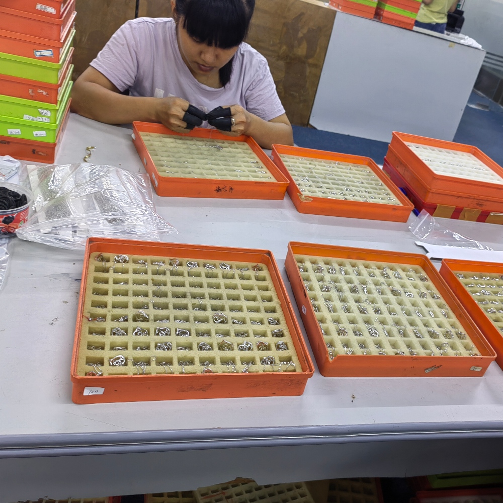 Guangzhou tuochen jewelry co.,ltd